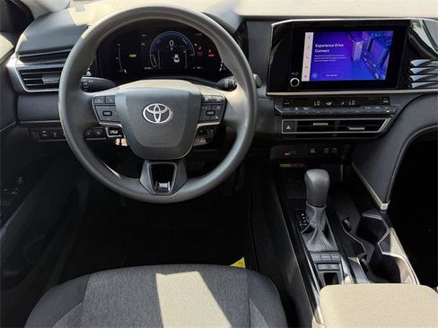 Certified 2025 Toyota Camry LE image 10