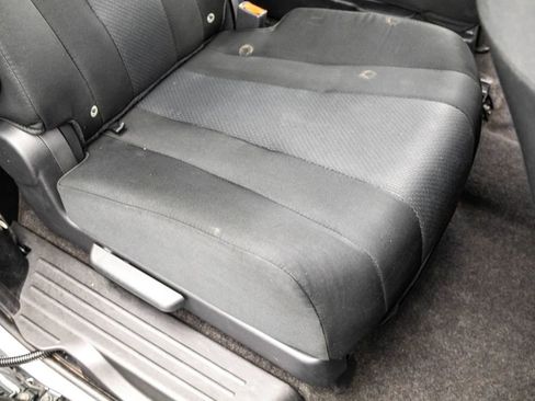 Used 2015 MAZDA MAZDA5 Sport image 26