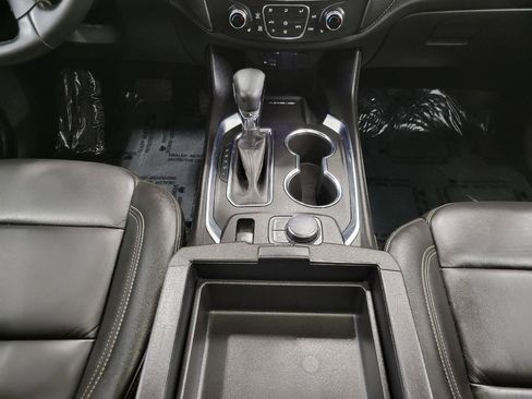 Used 2023 Chevrolet Traverse LT w/ LT Premium Package image 19