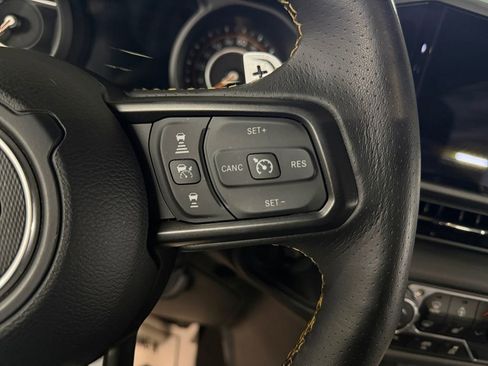 Used 2025 Jeep Wrangler Unlimited Rubicon 392 AWD/4WD image 15