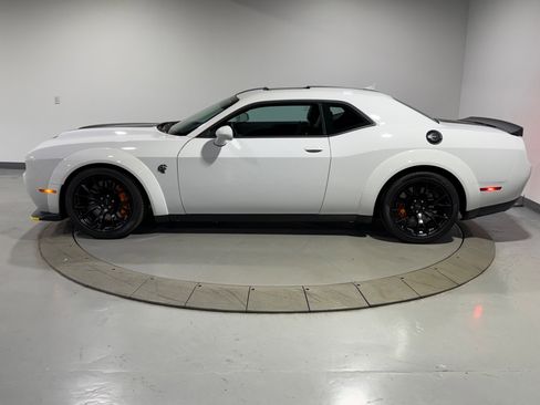 Used 2023 Dodge Challenger SRT Hellcat RWD image 14