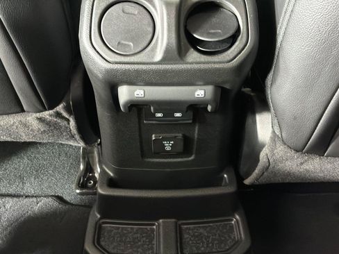 Used 2023 Jeep Wrangler Unlimited Sahara w/ Cold Weather Group AWD/4WD image 42