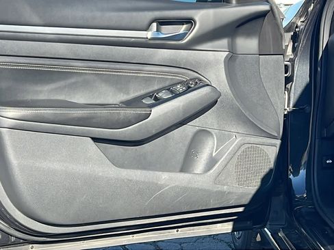 Used 2021 Nissan Altima 2.5 SV w/ SV Premium Package image 22