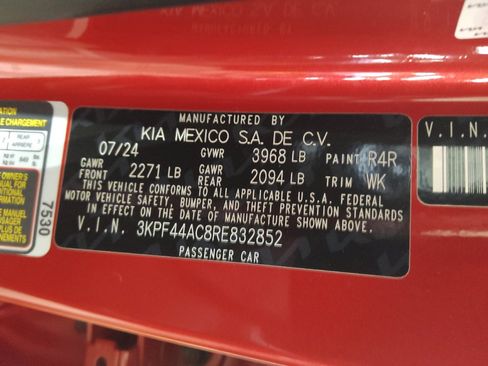 Used 2024 Kia Forte GT FWD image 33