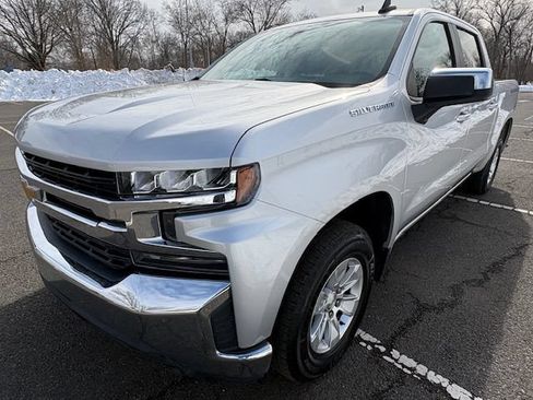 Used 2020 Chevrolet Silverado 1500 LT RWD image 1