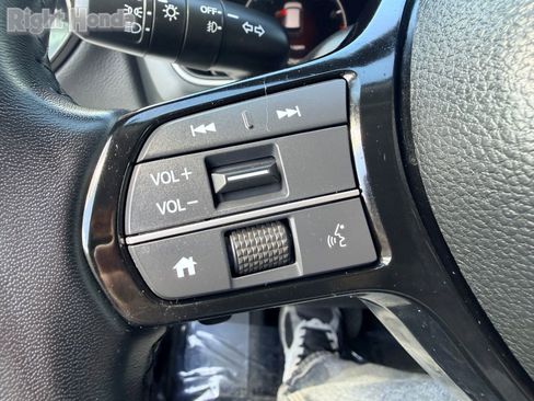 Certified 2024 Honda Pilot EX-L image 30