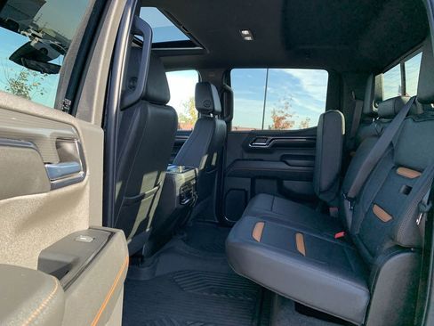 Used 2024 GMC Sierra 1500 AT4 w/ Technology Package image 32