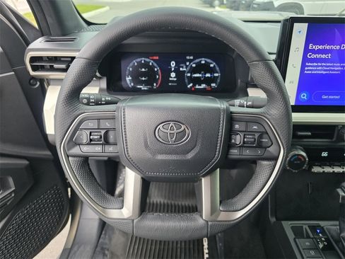 Used 2024 Toyota Tacoma TRD Sport image 25