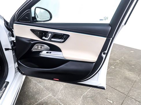 Certified 2024 Mercedes-Benz E 350 4MATIC Sedan image 26