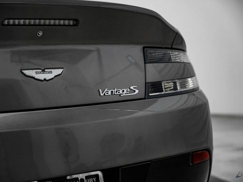 Used 2014 Aston Martin V8 Vantage S RWD image 16