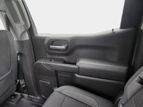 Used 2021 Chevrolet Silverado 1500 LT w/ Convenience Package II image 27