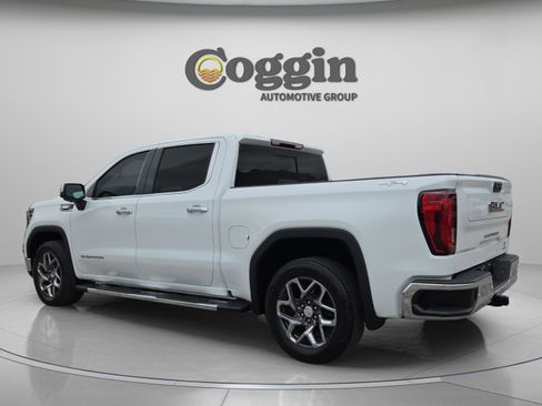 Used 2024 GMC Sierra 1500 SLT w/ SLT Premium Plus Package AWD/4WD image 3