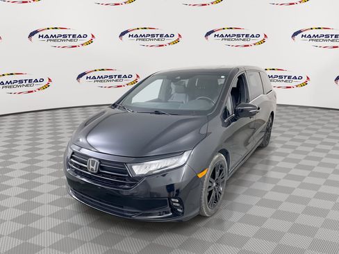 Used 2023 Honda Odyssey Sport image 1