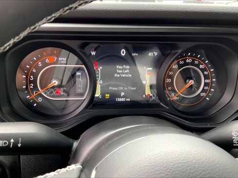 Certified 2025 Jeep Wrangler Sport image 21