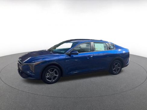 Used 2025 Kia K4 LXS image 8