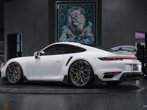 Used 2023 Porsche 911 Turbo S image 3
