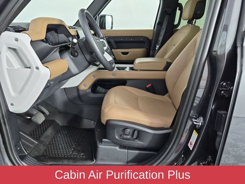 Used 2025 Land Rover Defender 110 S AWD/4WD image 15
