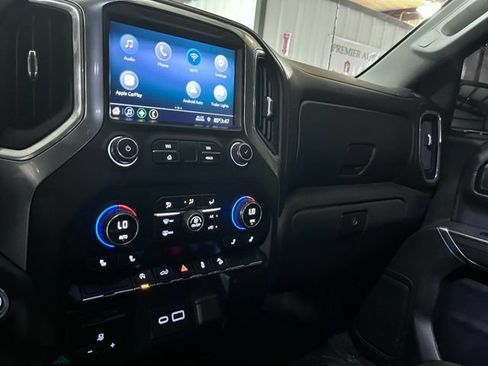 Used 2020 Chevrolet Silverado 1500 LT Trail Boss w/ Convenience Package AWD/4WD image 16