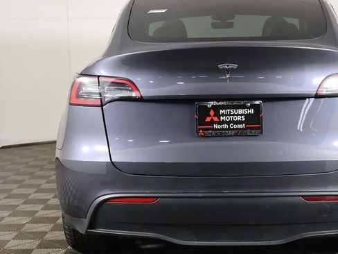 Used 2023 Tesla Model Y 2WD image 16