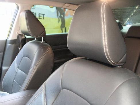 Used 2019 Nissan Altima 2.5 Platinum image 15