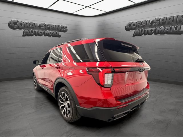 Used 2025 Ford Explorer ST-Line AWD/4WD image 3