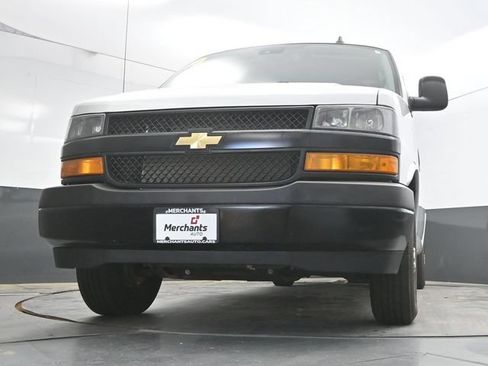 Used 2024 Chevrolet Express 3500 LS RWD image 38