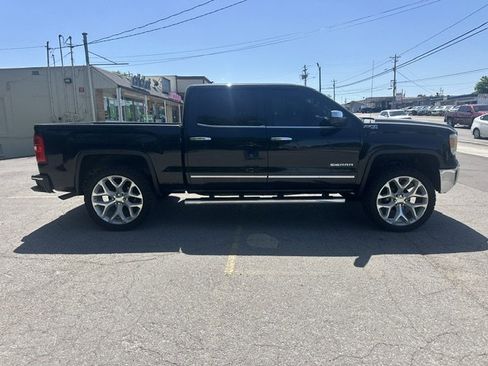 Used 2014 GMC Sierra 1500 SLT w/ SLT Crew Cab Value Package image 4