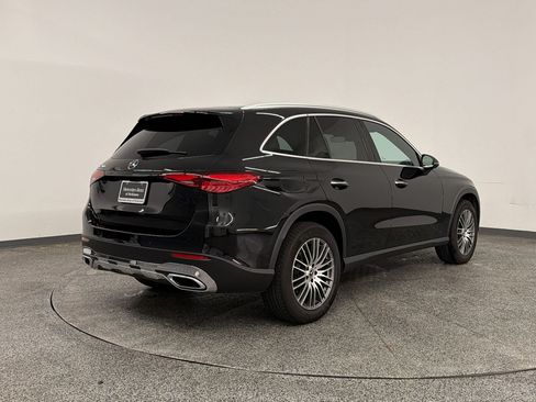Certified 2026 Mercedes-Benz GLC 300 image 8