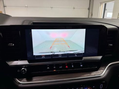 New 2026 GMC Sierra 1500 SLT image 19