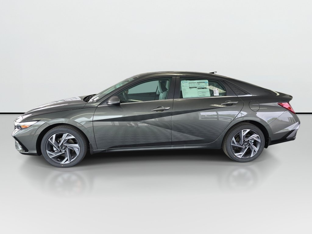 New 2026 Hyundai Elantra Limited FWD image 6