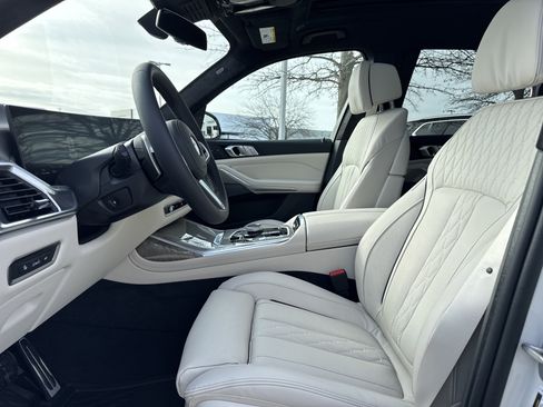 New 2026 BMW X7 xDrive40i w/ Executive Package image 10