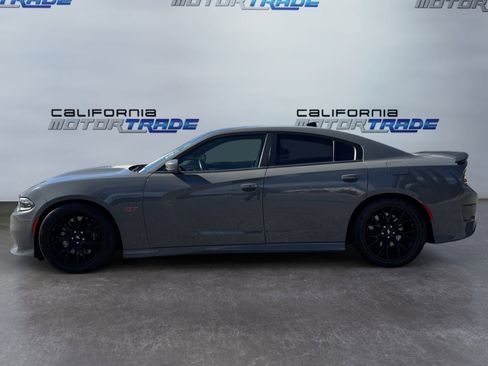 Used 2018 Dodge Charger R/T Scat Pack w/ Dynamics Package image 8