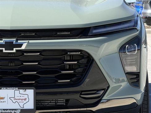 New 2026 Chevrolet Trax ACTIV w/ Sunroof Package image 8