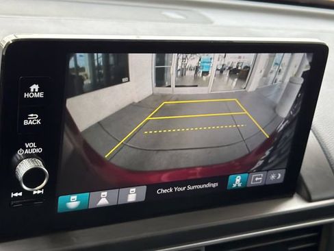 Certified 2024 Honda Pilot EX-L image 25