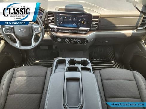 Used 2024 Chevrolet Silverado 1500 RST w/ Z71 Off-Road Package AWD/4WD image 2