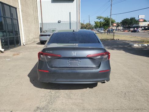 Used 2024 Honda Civic Sport image 5