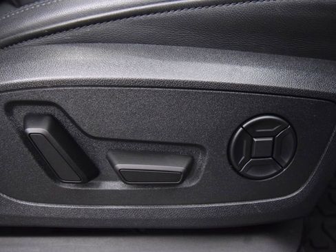 Used 2022 Audi Q3 2.0T Premium AWD/4WD image 29