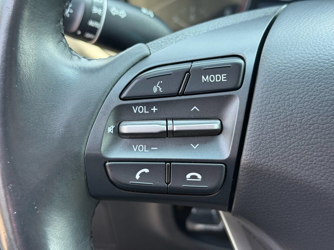 Used 2021 Hyundai Kona SEL FWD image 12