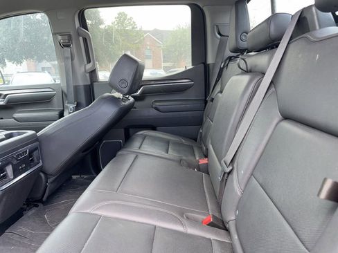 Used 2023 Chevrolet Silverado 1500 LTZ w/ Technology Package RWD image 11