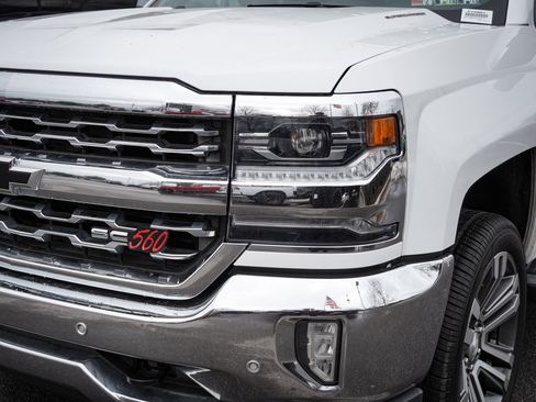 Used 2018 Chevrolet Silverado 1500 LTZ w/ LTZ Plus Package image 6
