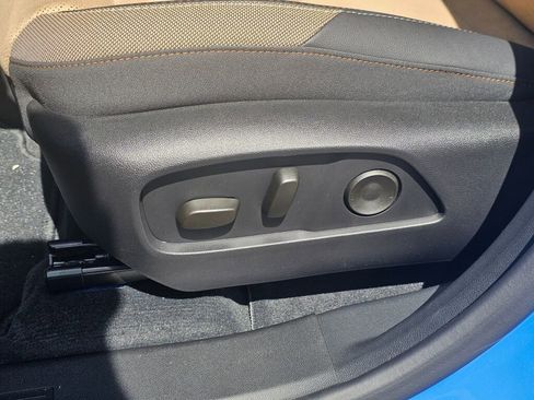 New 2025 Chevrolet Equinox ACTIV w/ Safety and Technology Package image 33