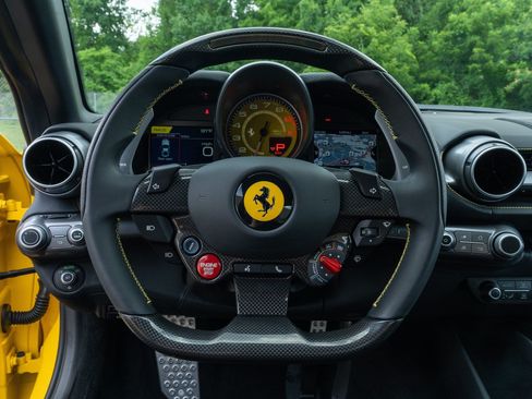 Used 2019 Ferrari 812 Superfast RWD image 36