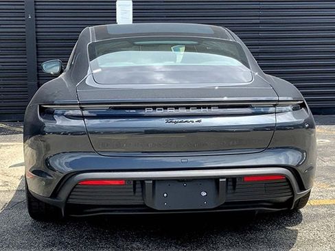New 2025 Porsche Taycan image 9