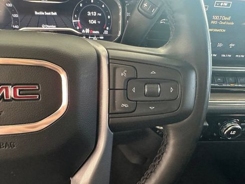 Used 2025 GMC Sierra 1500 SLT AWD/4WD image 21