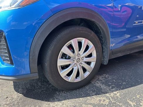 Used 2024 Nissan Kicks S FWD image 18