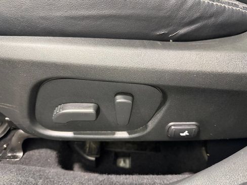 Used 2017 Subaru Forester 2.5i Touring image 33