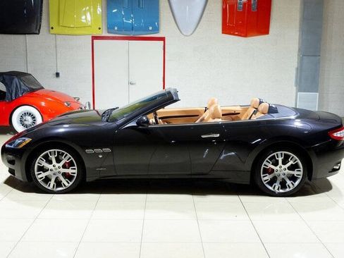 Used 2015 Maserati GranTurismo Convertible RWD image 7