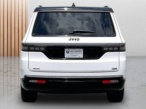 New 2026 Jeep Grand Wagoneer Summit w/ Rear Seat Video Group I AWD/4WD image 8
