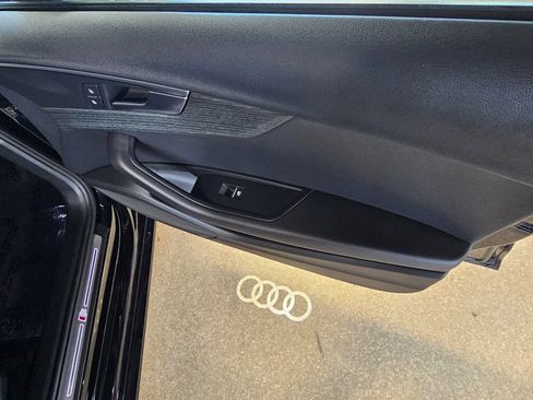 Used 2018 Audi A4 2.0T Ultra Premium w/ Convenience Package image 10