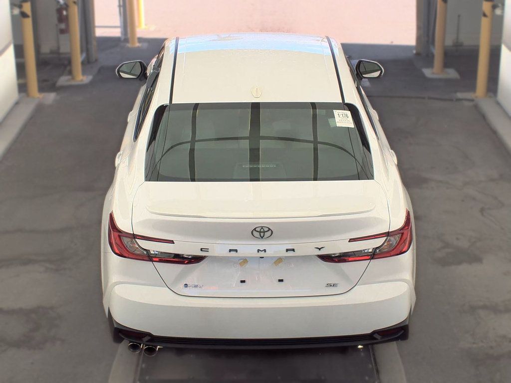 Used 2026 Toyota Camry SE FWD image 11